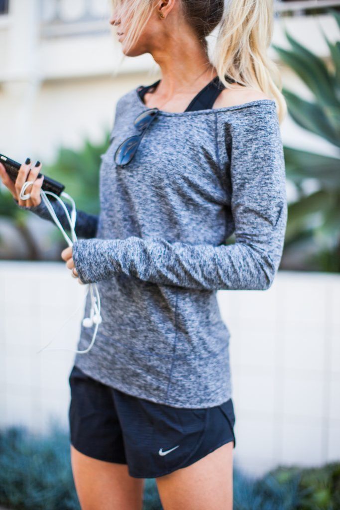 Grey + black activewear + tricks to cutting out sugar from your diet.