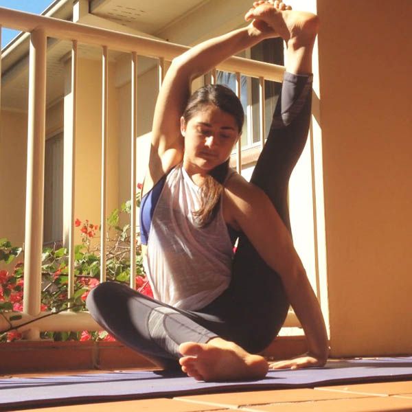 5 Yoga Poses to Prepare for Visvamitrasana