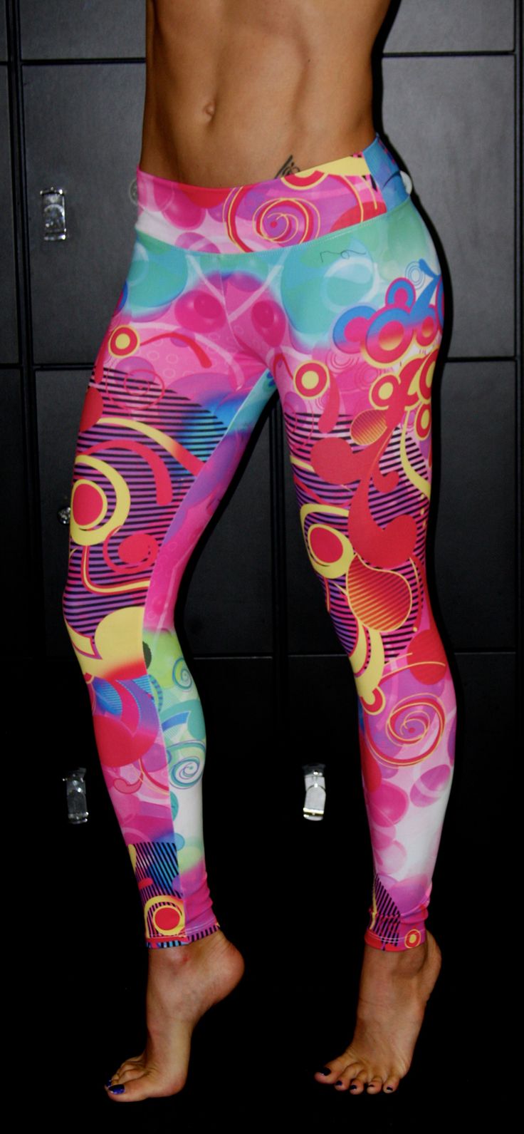 Booty Fits Abstract leggings. Workout clothes