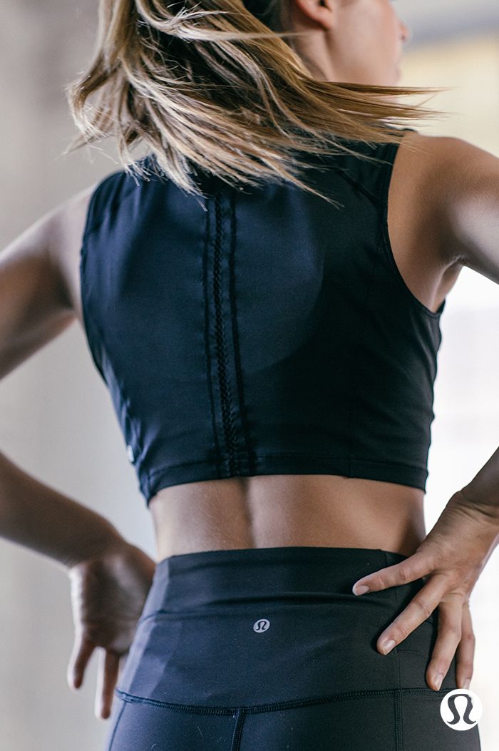 Embrace your sweat in the Sculpt It collection.