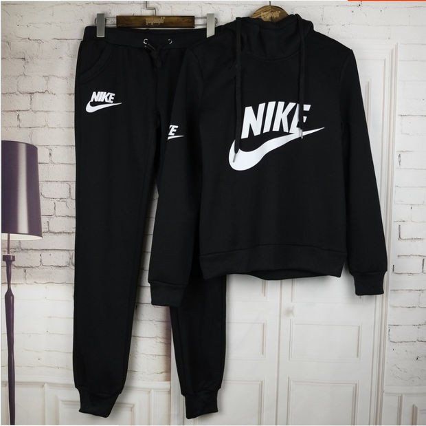 nike clothes online