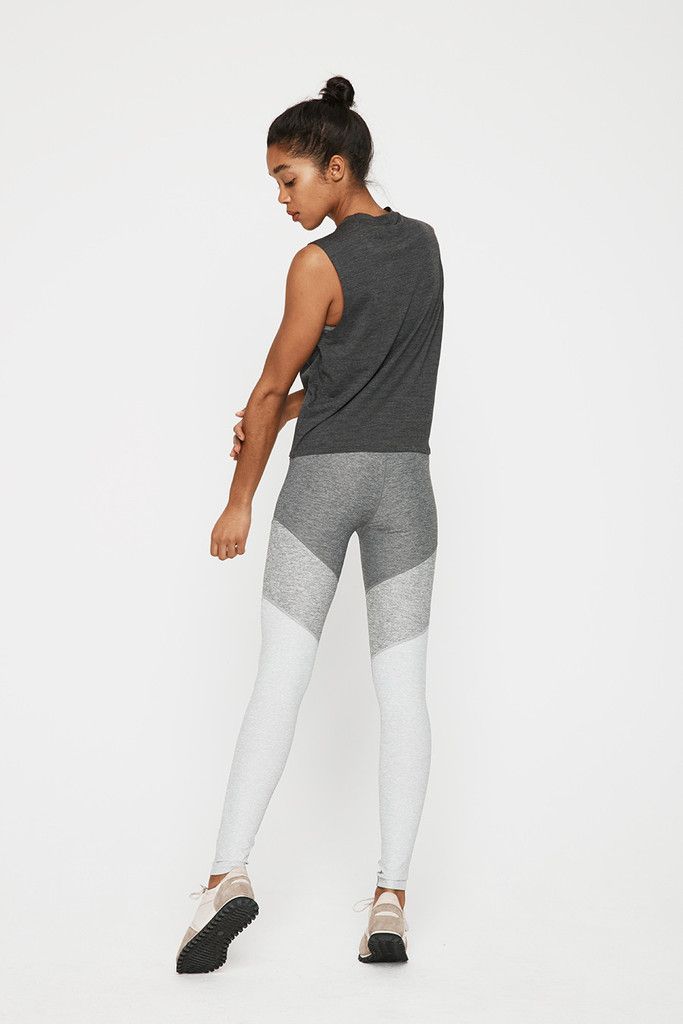 Part of our Warmup Legging team, the Springs add an upward chevron aesthetic to ...