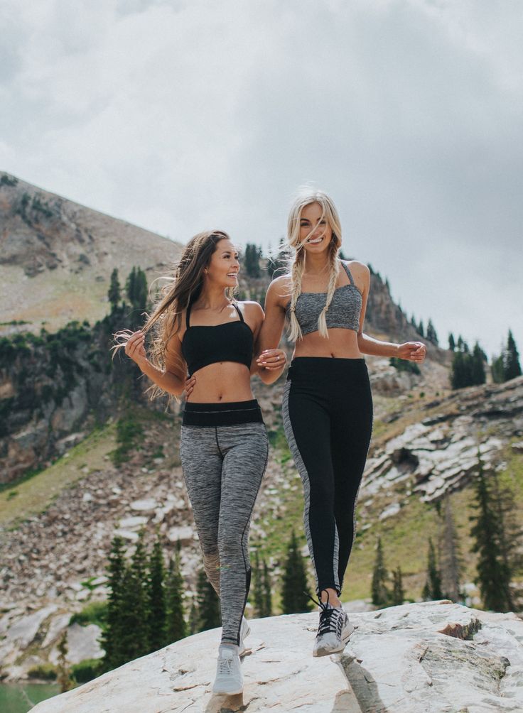 friends who wear Albion Fit together...stay together {Left: Pacesetter Mesh Tech...