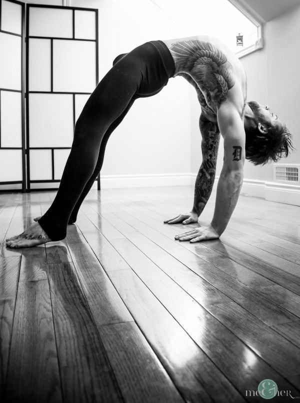 yogaposeweekly.le... - Men doing Yoga, Hot yoga men, Yoga Dudes #YogaPoses #Yoga...