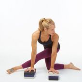 11 Yoga Poses for Runners