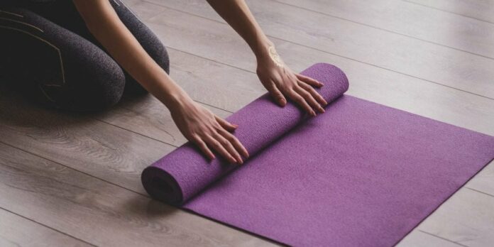 Can I use both sides of a yoga mat?