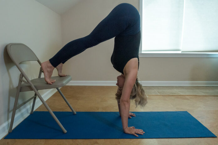 What are the 5 benefits of chair yoga?