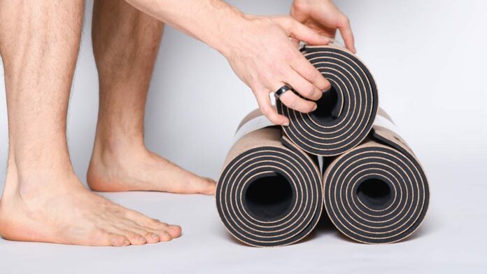 How do you know if a yoga mat is good?