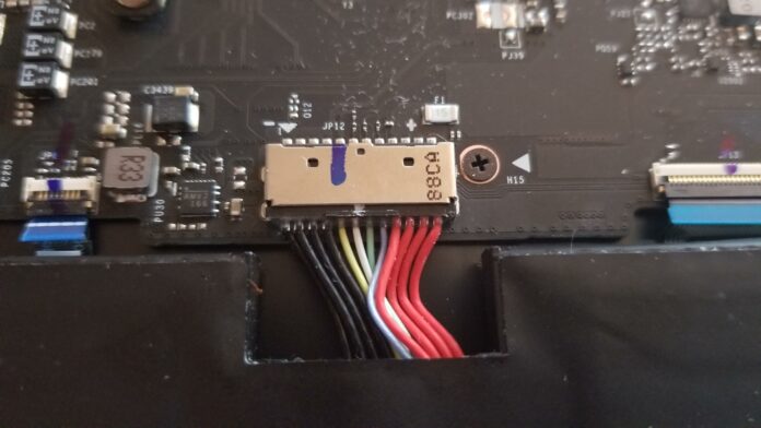 Can you replace the battery on a Lenovo Yoga?