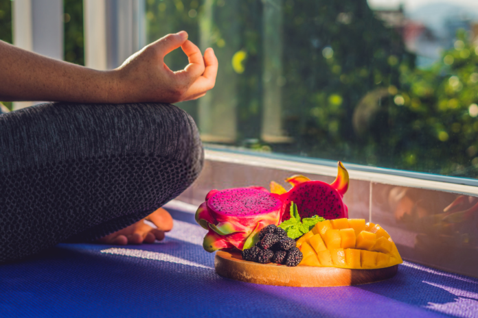 What happens if we do yoga in full stomach?