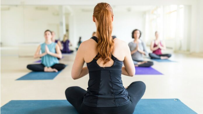 How long should you practice yoga before teaching?