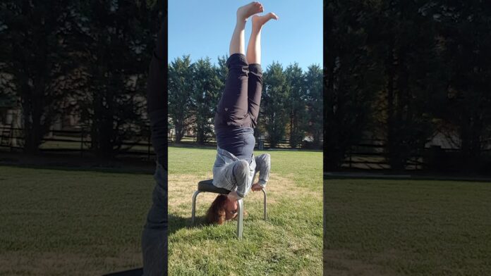 How long is it safe to do a headstand?
