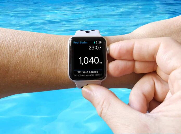 How long can you wear an Apple Watch in water?