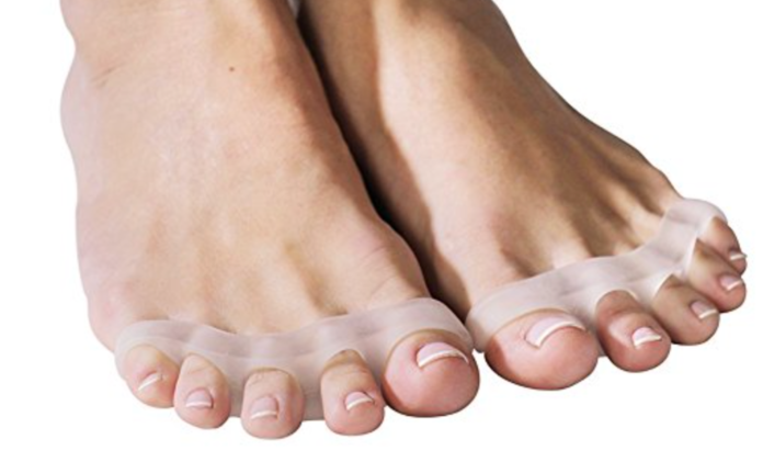 Can you sleep with toe separators?