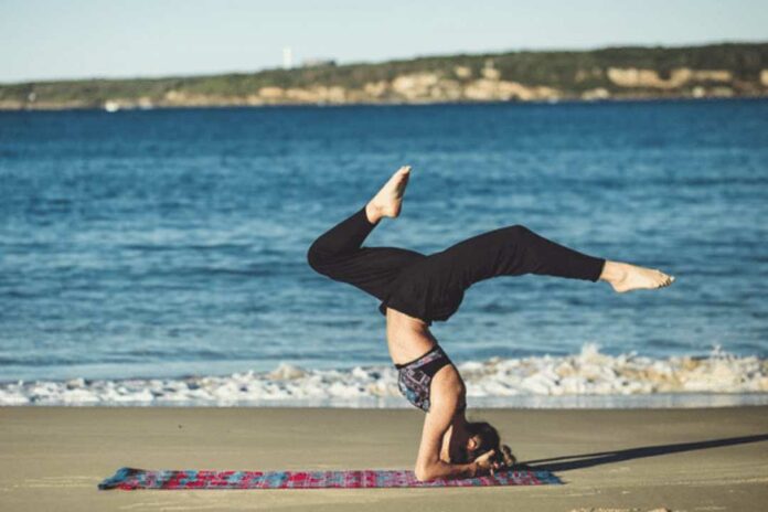 Why do handstands hurt my eyes?