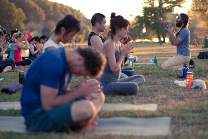 How does yoga affect students?