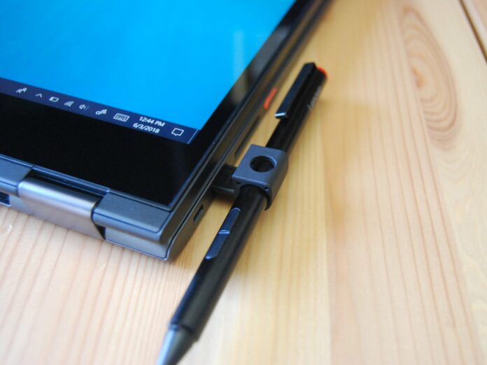 How long does Lenovo pen battery last?
