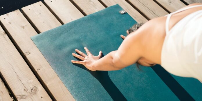 Why do you sprinkle salt on a yoga mat?
